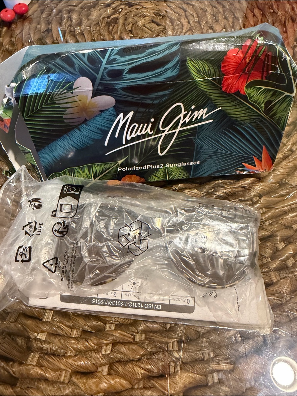 Body product box with price label